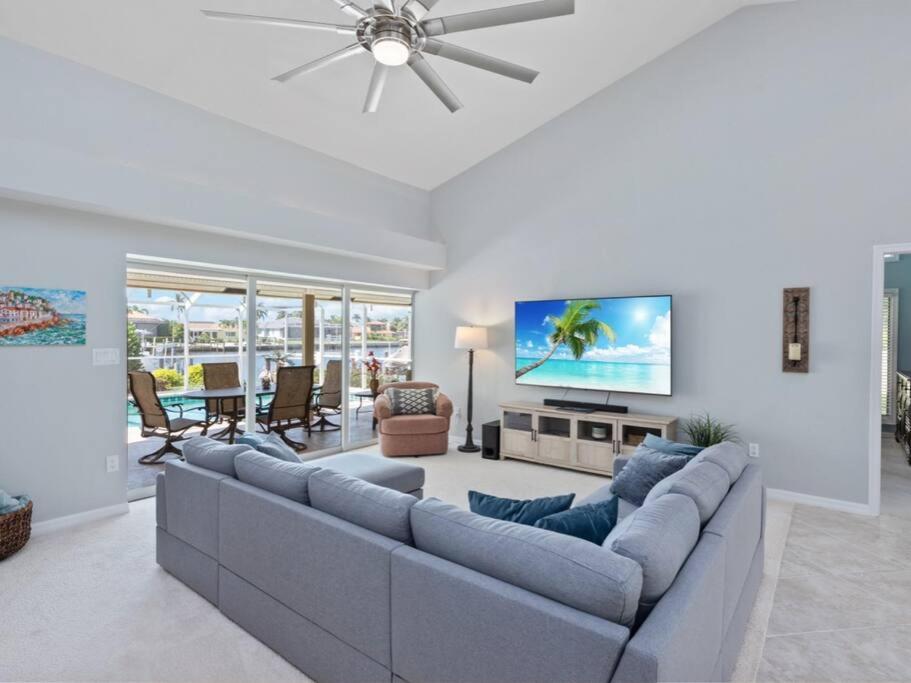 Elevated 106 - Spacious 3 Bedroom Waterside Pool Home Marco Island Exterior photo