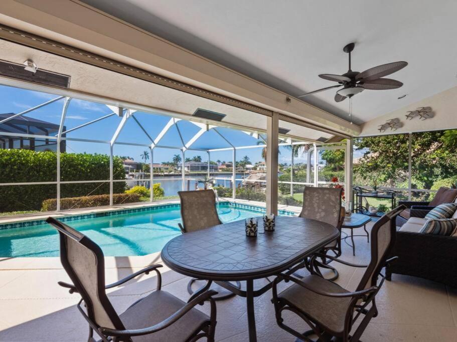 Elevated 106 - Spacious 3 Bedroom Waterside Pool Home Marco Island Exterior photo