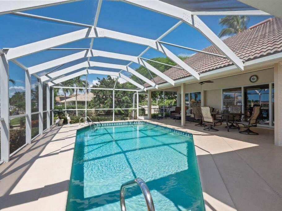 Elevated 106 - Spacious 3 Bedroom Waterside Pool Home Marco Island Exterior photo